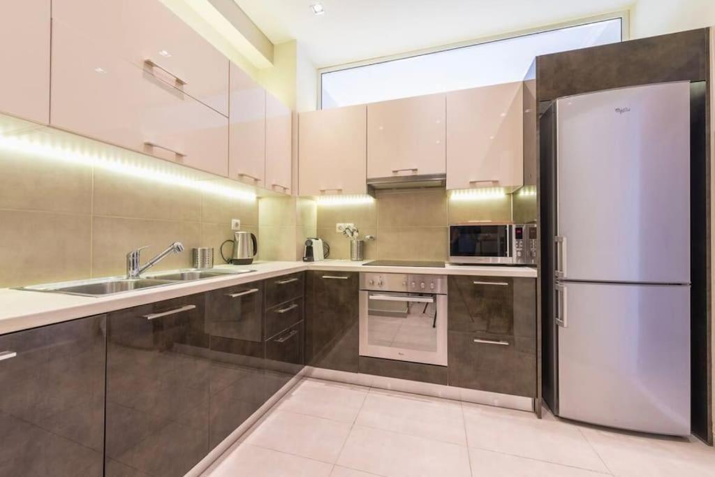 Syntagma H&B Apartment Atina Dış mekan fotoğraf