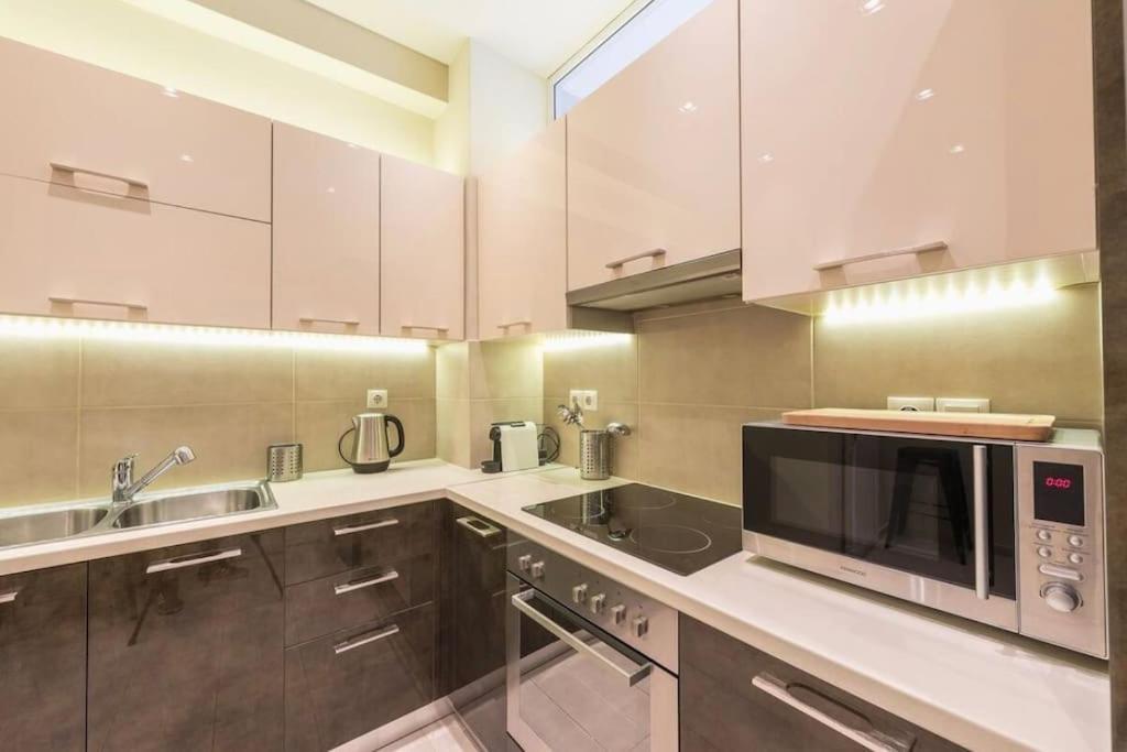Syntagma H&B Apartment Atina Dış mekan fotoğraf